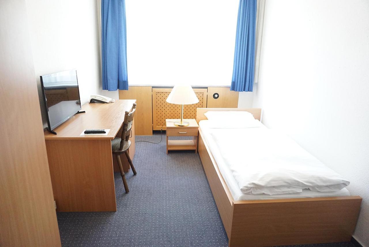 Buergerhaus Hotel Steinbach im Taunus Eksteriør billede