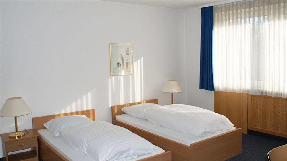 Buergerhaus Hotel Steinbach im Taunus Eksteriør billede